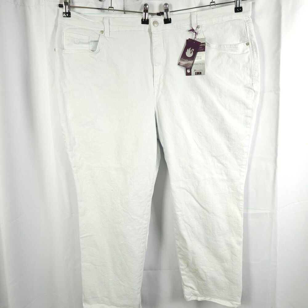 NWT Gloria Vanderbilt Amanda Tapered‎ Ankle Jeans 24W 45x27.5 White